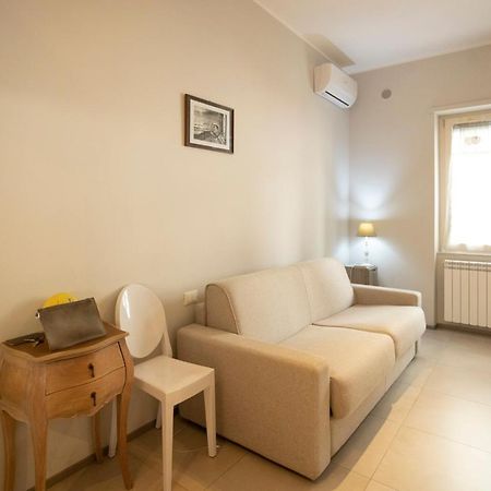 La Casa Degli Angeli Apartment Salerno Luaran gambar