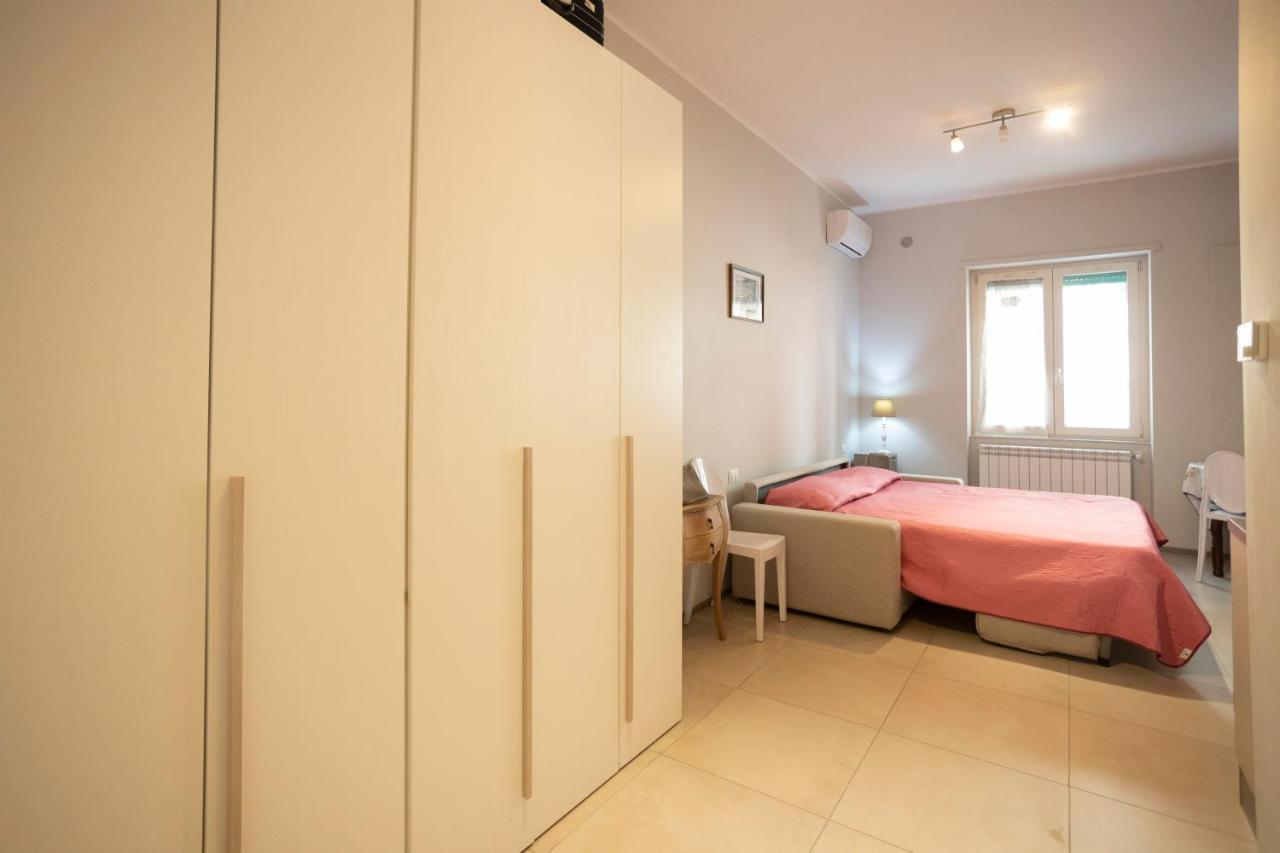 La Casa Degli Angeli Apartment Salerno Luaran gambar