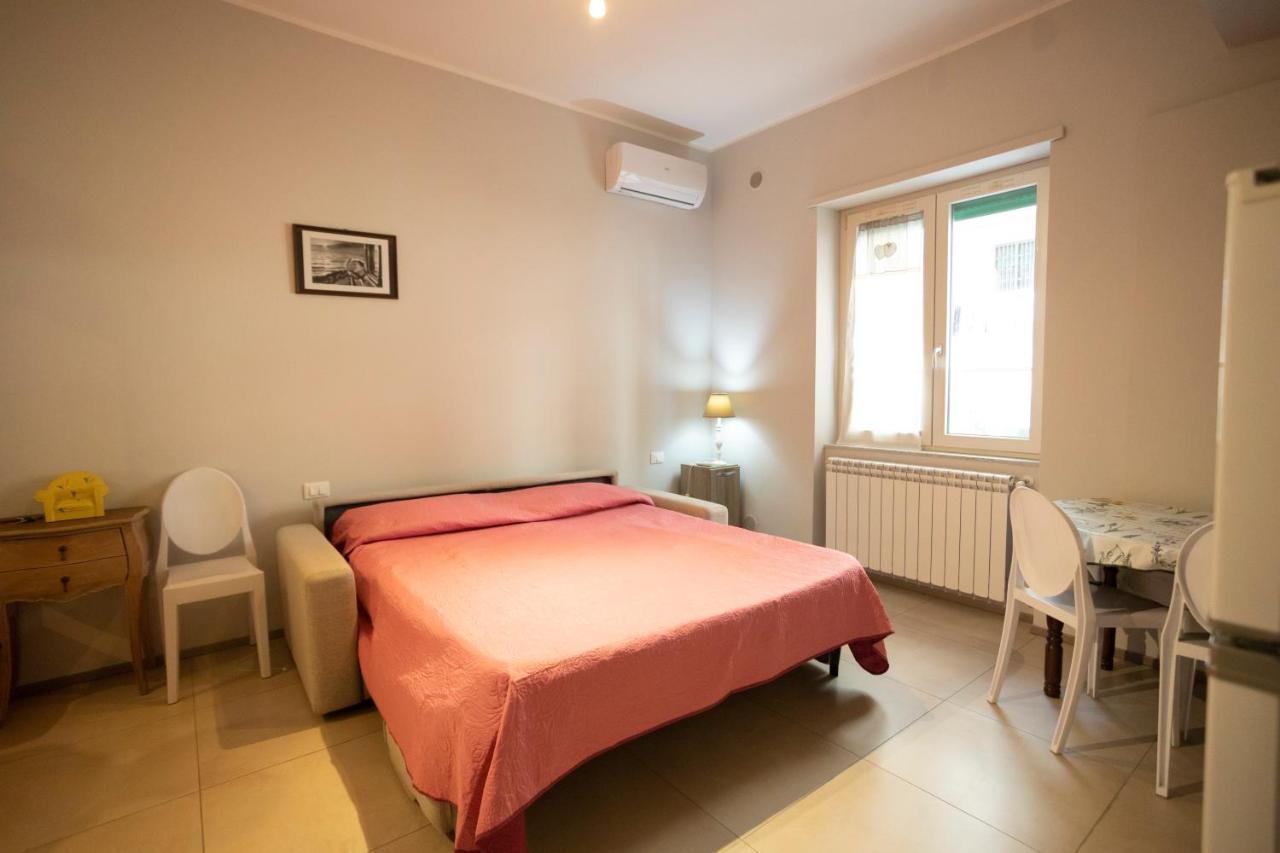 La Casa Degli Angeli Apartment Salerno Luaran gambar