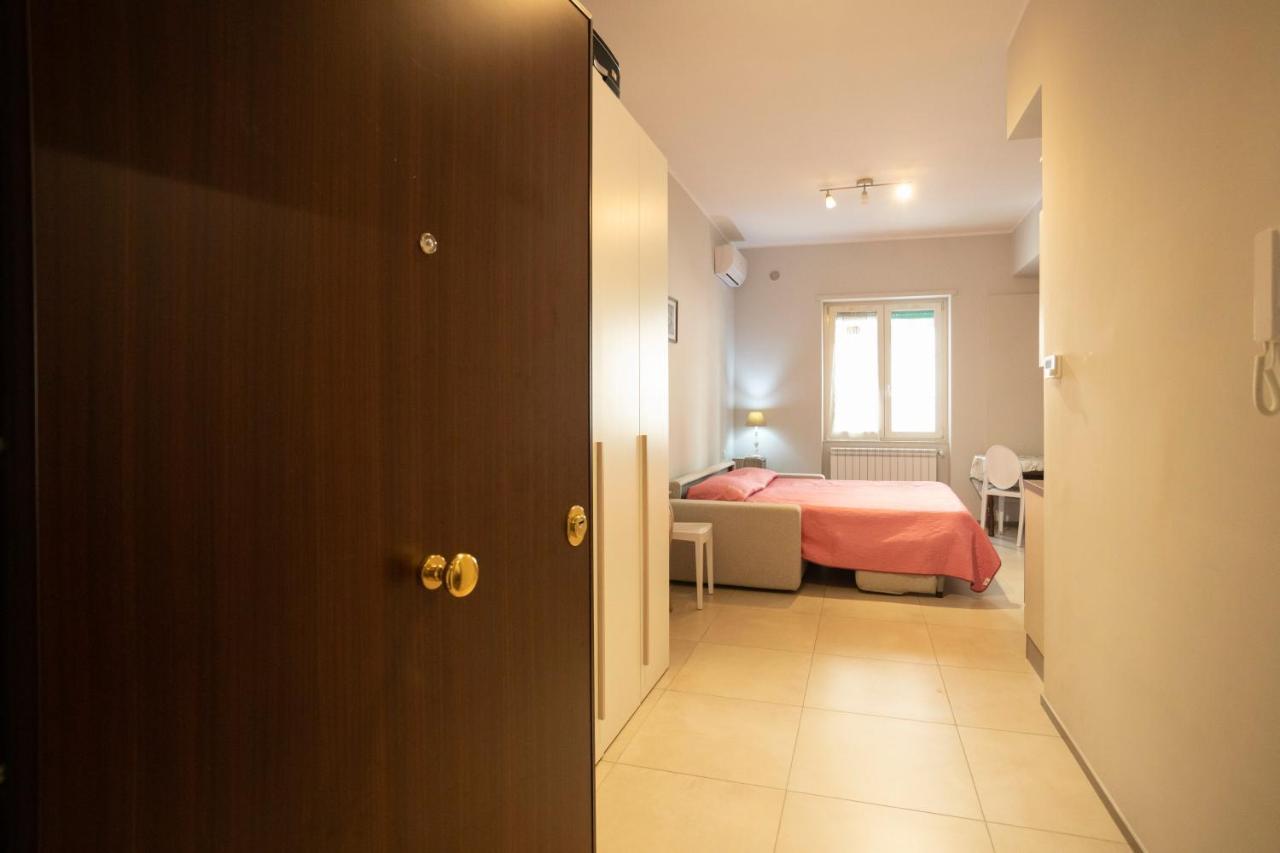 La Casa Degli Angeli Apartment Salerno Luaran gambar